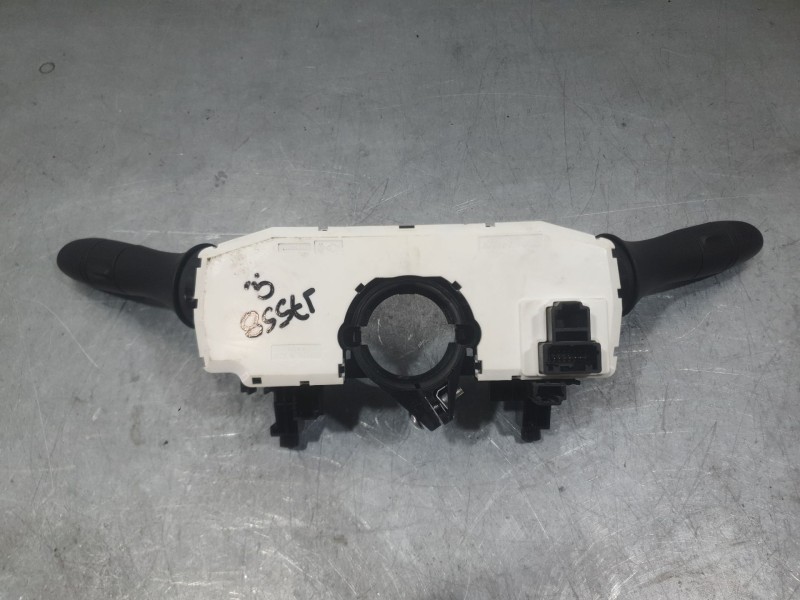Recambio de mando luces y limpia para nissan qashqai ii (j11, j11_) 1.3 dig-t referencia OEM IAM 255604EA4A  