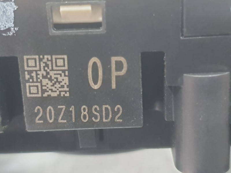 Recambio de mando luces y limpia para nissan qashqai ii (j11, j11_) 1.3 dig-t referencia OEM IAM 255604EA4A  