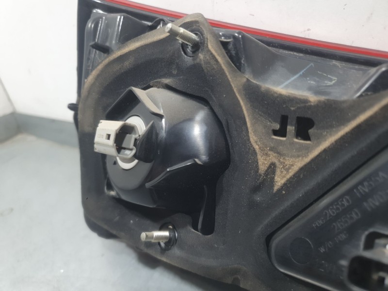 Recambio de piloto trasero derecho interior para nissan qashqai ii (j11, j11_) 1.3 dig-t referencia OEM IAM 26550HV05A  