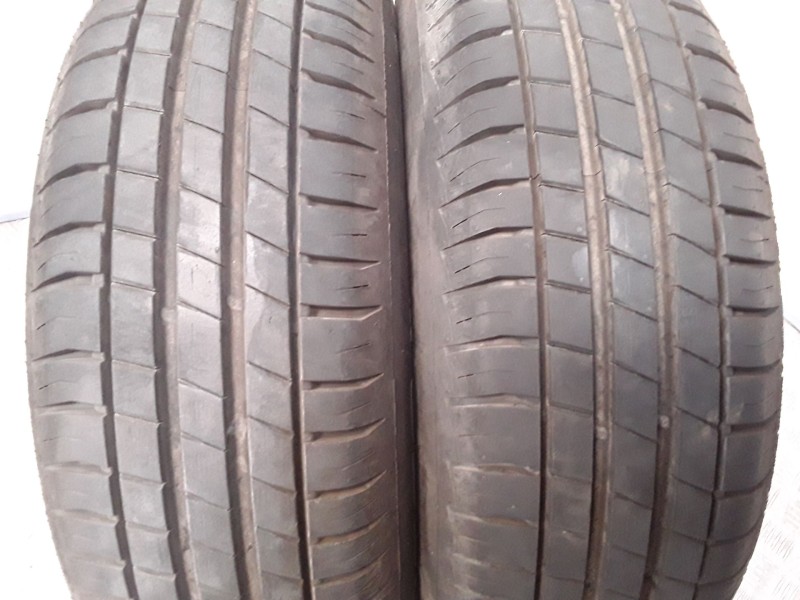 Recambio de neumatico pareja para neumaticos reutilizados - referencia OEM IAM 175651482H BFGOODRICH 175/65/14/82H