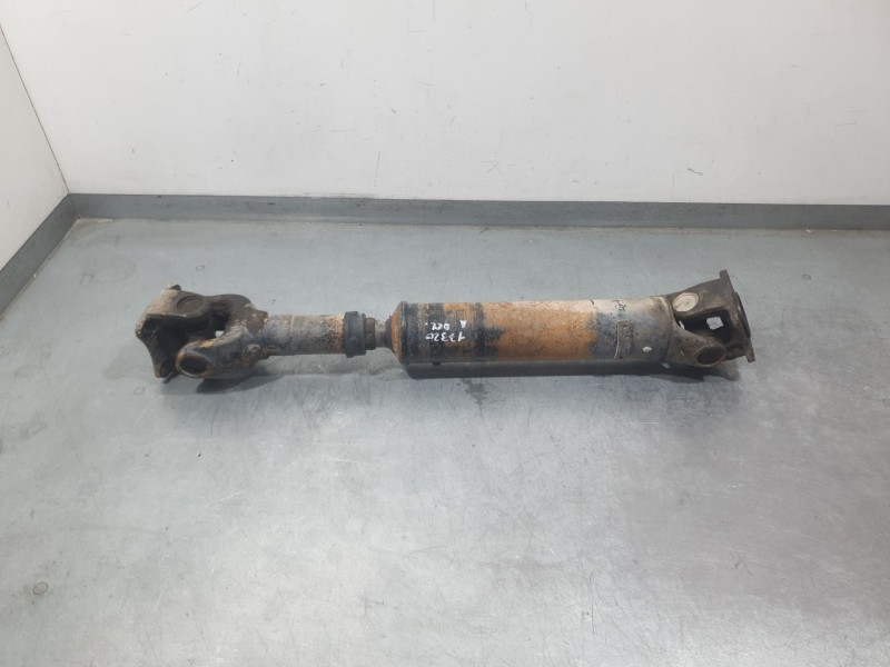 Recambio de transmision central para nissan terrano ii (r20) 2.7 td 4wd referencia OEM IAM 372000F000 DELANTERA 
