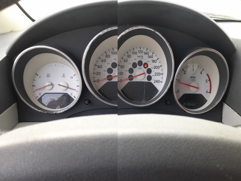 Recambio de cuadro instrumentos para dodge caliber 2.0 crd referencia OEM IAM 05291714AD. TOCADO 05291713AB 