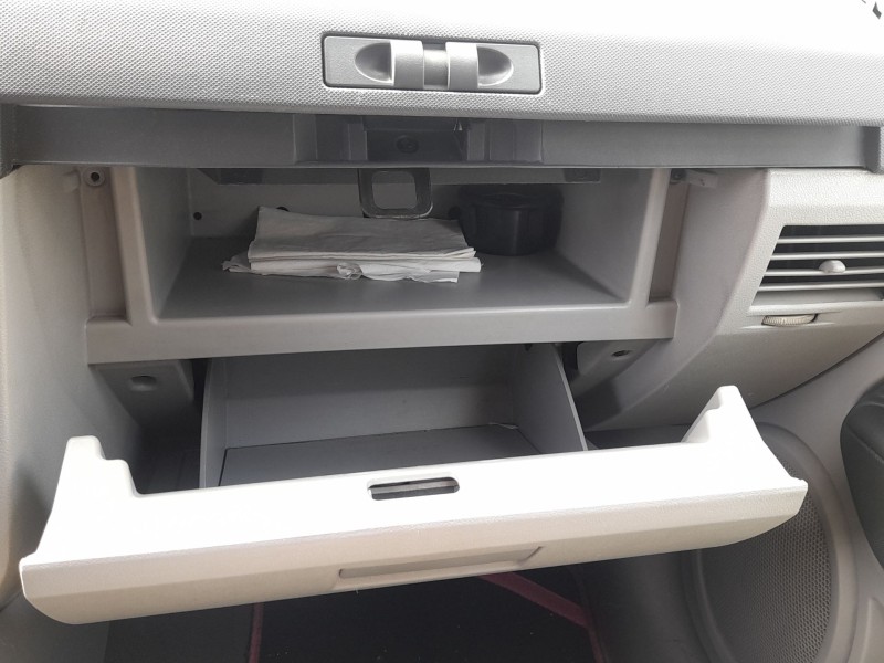 Recambio de guantera para dodge caliber 2.0 crd referencia OEM IAM 1ED79BDAAA  