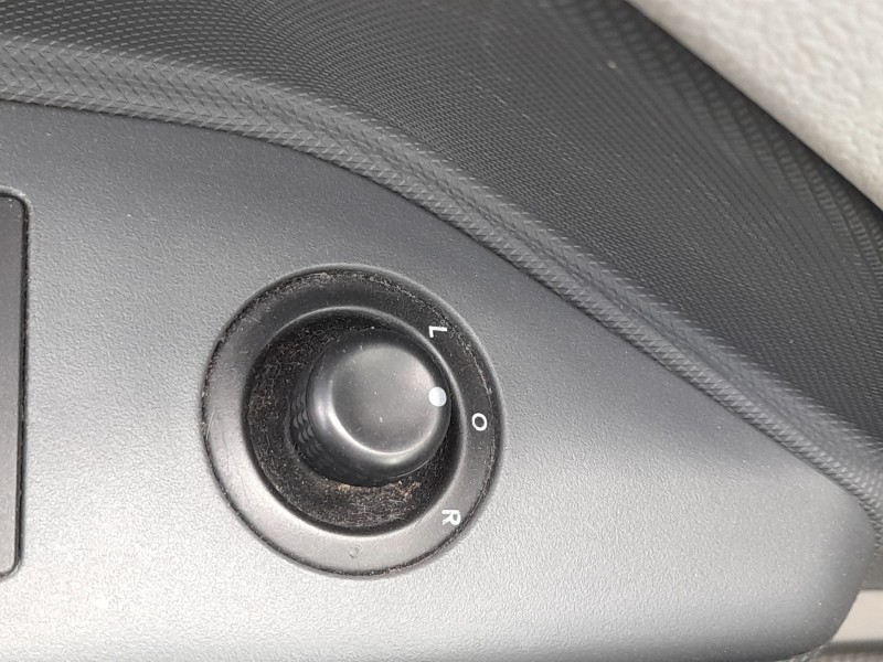 Recambio de mando retrovisor para dodge caliber 2.0 crd referencia OEM IAM 56040536AF  