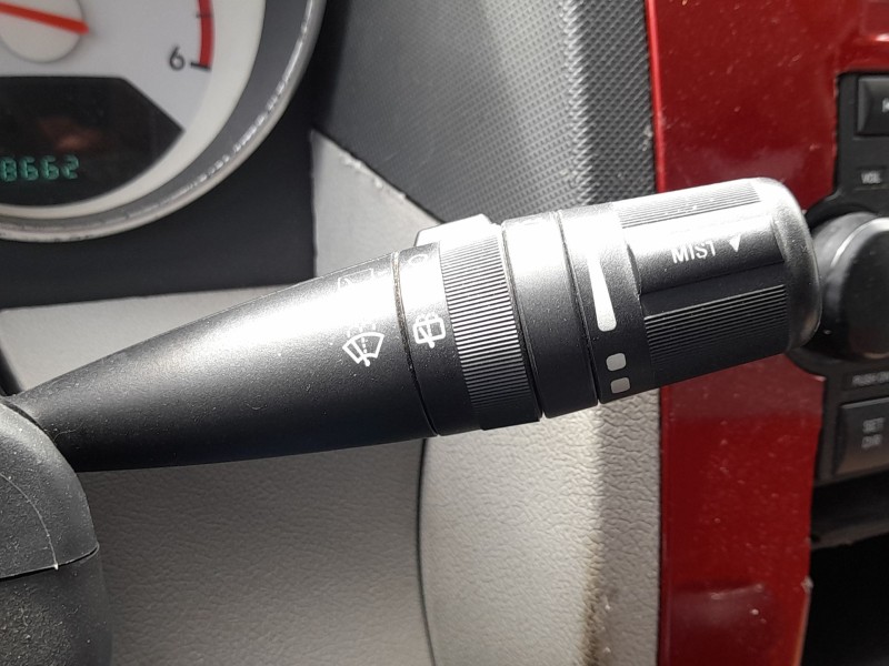 Recambio de mando luces y limpia para dodge caliber 2.0 crd referencia OEM IAM 05183946AF  68003215AD