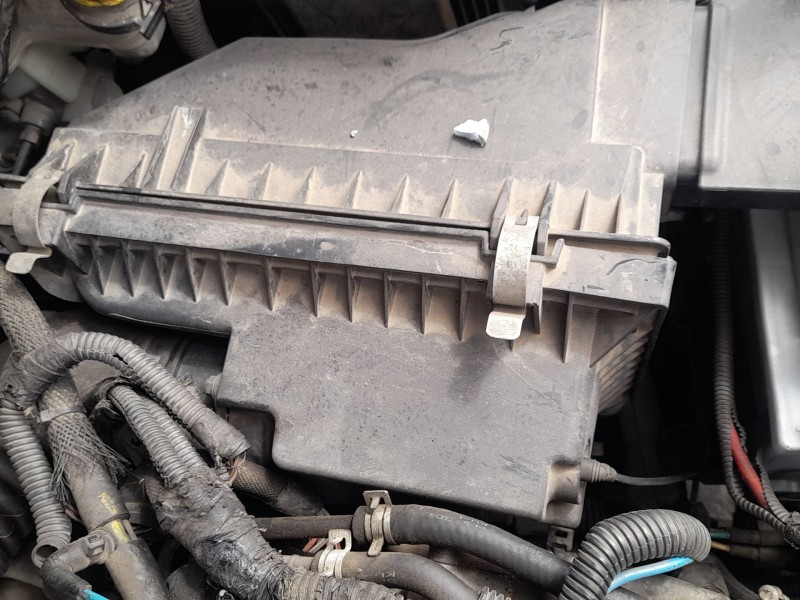 Recambio de carcasa filtro aire para dodge caliber 2.0 crd referencia OEM IAM 5183 089AA  