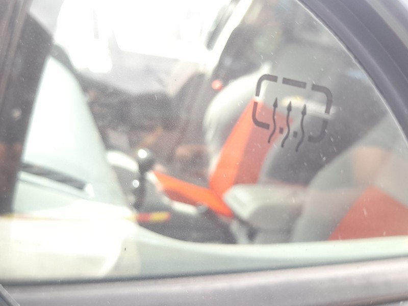 Recambio de retrovisor derecho para dodge caliber 2.0 crd referencia OEM IAM 05074208AG  