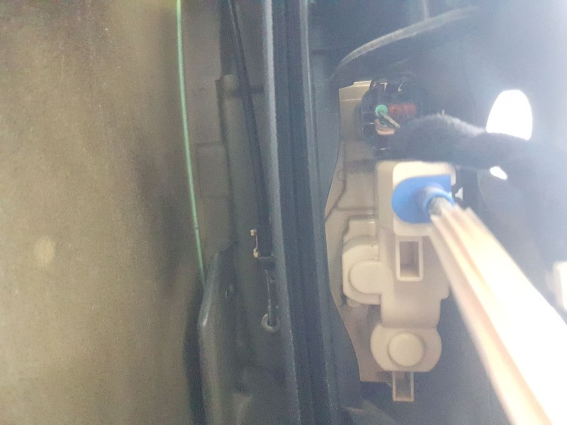 Recambio de cerradura puerta delantera derecha para fiat panda (312_, 319_) 1.2 (312pxa1a) referencia OEM IAM 52191503  