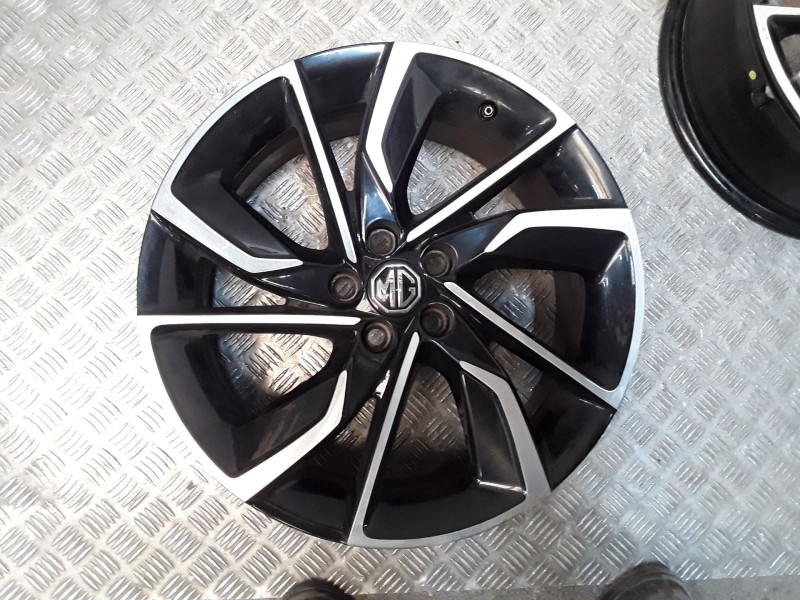 Recambio de juego llantas aluminio para mg zs suv (azs1) 1.5 vti referencia OEM IAM 7X17 5 TORN ET41  ALUMINIO