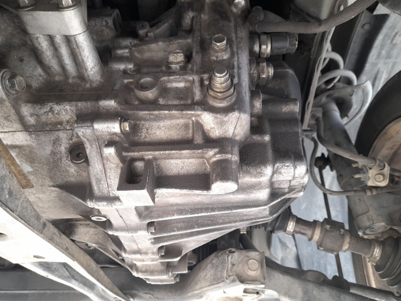 Recambio de caja cambios para dodge caliber 2.0 crd referencia OEM IAM RL273355AF  