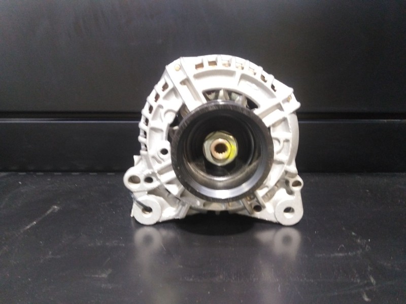 Recambio de alternador para volkswagen lt caja cerrada / combi (mod. 1997) 2.8 tdi referencia OEM IAM   