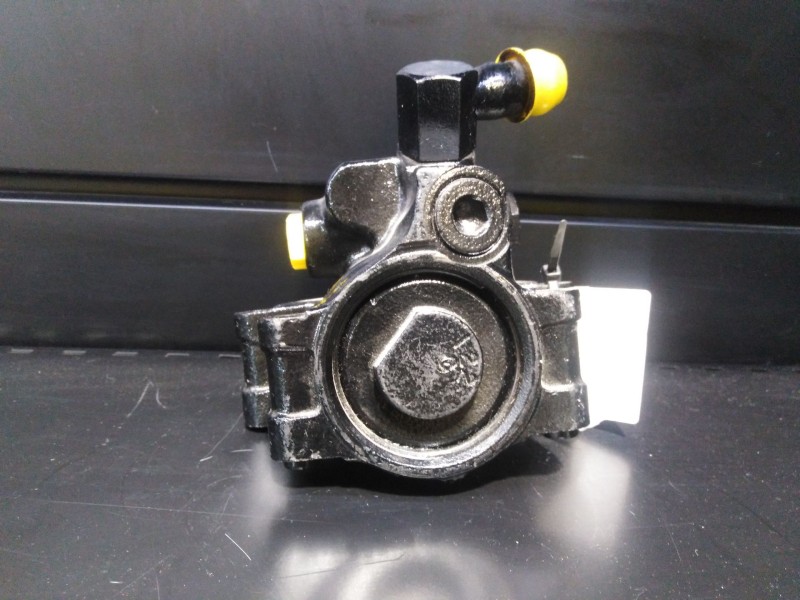 Recambio de bomba direccion para ford focus berlina (cak) 1.8 tddi turbodiesel cat referencia OEM IAM   HBDFX