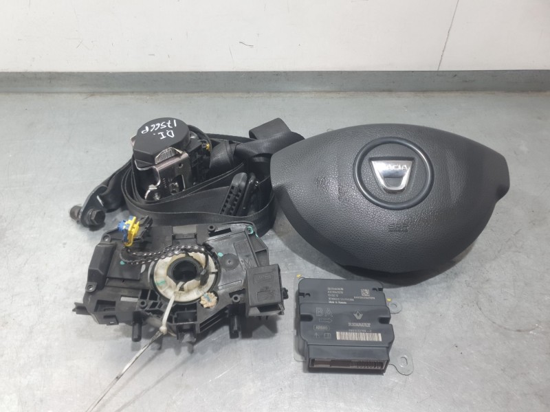 Recambio de kit airbag para dacia lodgy (js_) 1.5 dci referencia OEM IAM 985105118R C/SALPICADERO Y PRETENSORES 985105118R CONDU