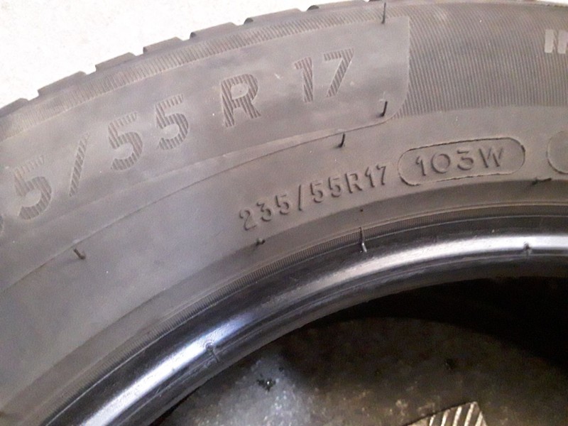 Recambio de neumatico pareja para neumaticos reutilizados - referencia OEM IAM 2355517103W MICHELIN 235/55/17/103W