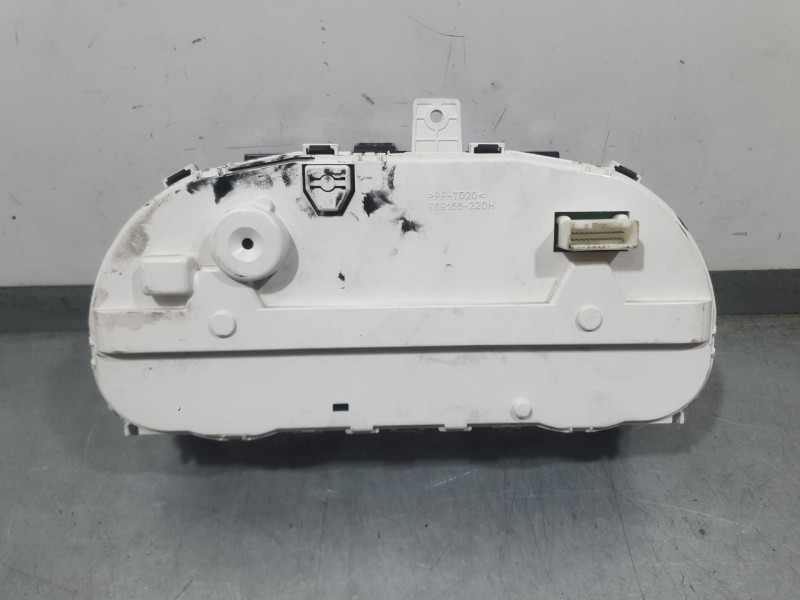 Recambio de cuadro instrumentos para mitsubishi outlander ii (cw_w) 2.2 di-d 4wd referencia OEM IAM 769166220H 8100A115 