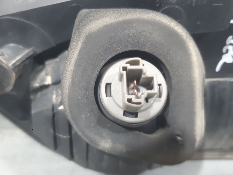 Recambio de piloto trasero izquierdo interior para mitsubishi outlander ii (cw_w) 2.2 di-d 4wd referencia OEM IAM 1146356L 8331A