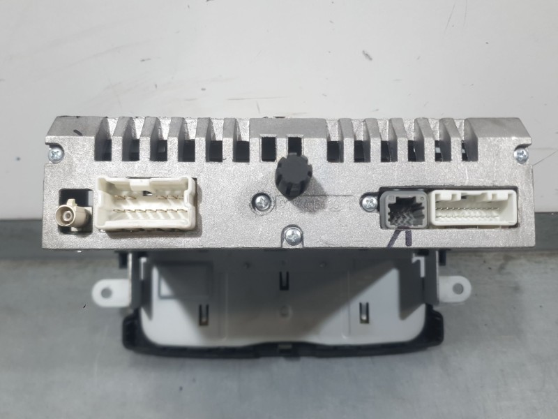 Recambio de sistema audio / radio cd para dacia lodgy (js_) 1.5 dci referencia OEM IAM 281155216R 269779 DAEWOO