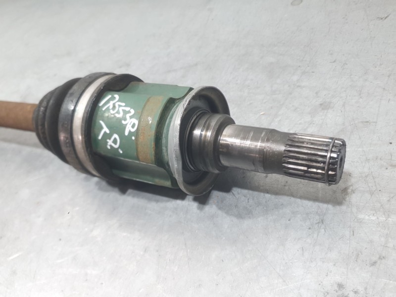 Recambio de transmision trasera derecha para mitsubishi outlander ii (cw_w) 2.2 di-d 4wd referencia OEM IAM 3715A032  