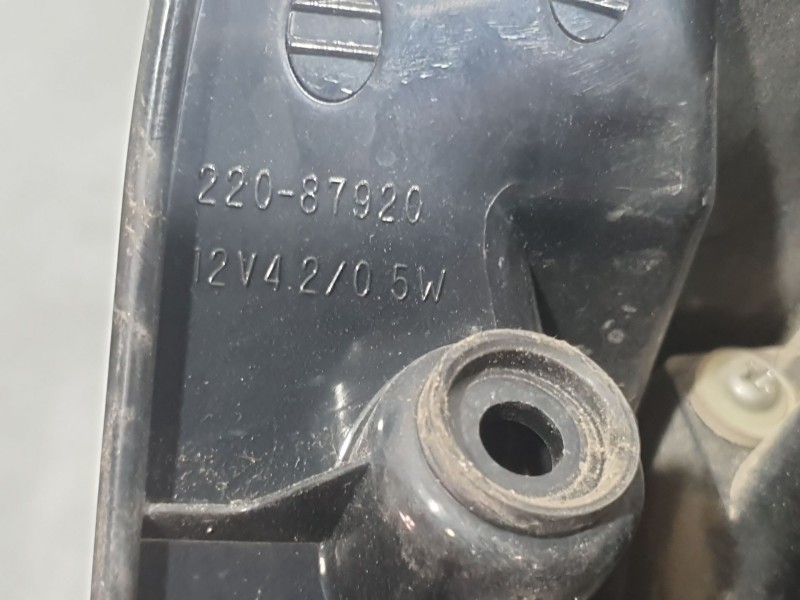 Recambio de piloto trasero izquierdo exterior para mitsubishi outlander ii (cw_w) 2.2 di-d 4wd referencia OEM IAM 8330A379 22087