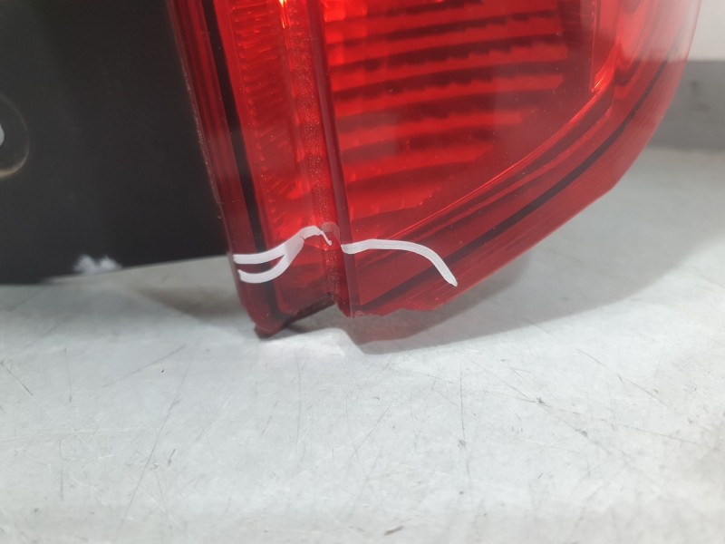 Recambio de piloto trasero derecho para dacia lodgy (js_) 1.5 dci referencia OEM IAM 265502184R 90025010 VALEO