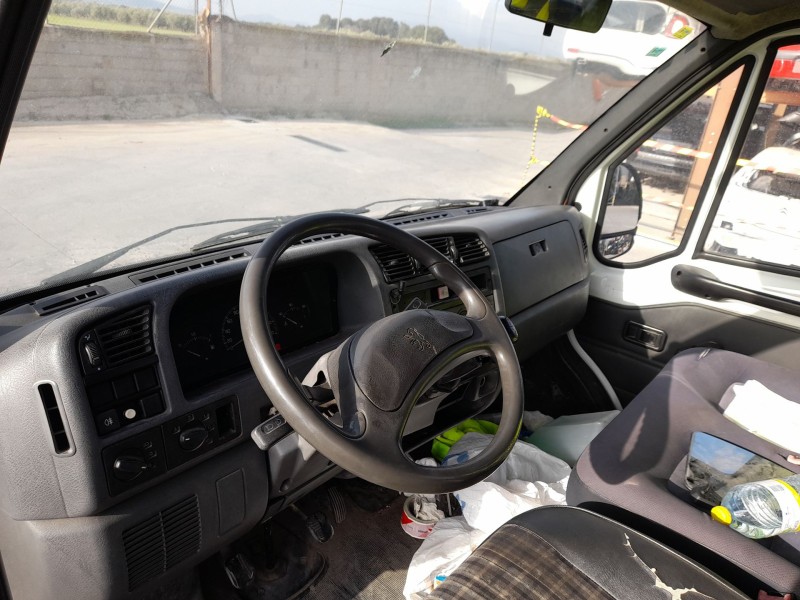 peugeot boxer caja/chasis (zct_) del año 1999