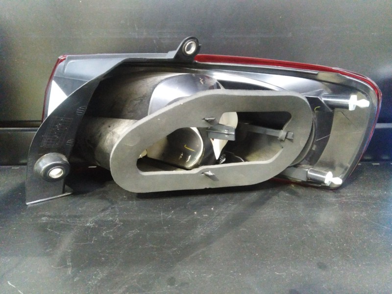 Recambio de piloto trasero izquierdo para fiat croma (194) referencia OEM IAM   