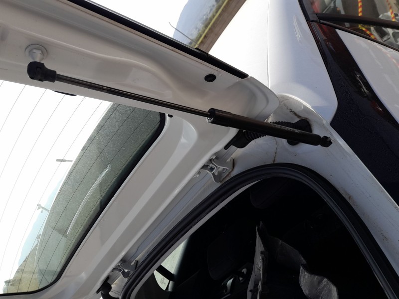 Recambio de amortiguadores maletero / porton para opel corsa f (p2jo) 1.2 (68) referencia OEM IAM 9831976680  