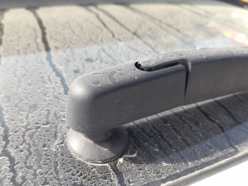 Recambio de motor limpia trasero para opel corsa f (p2jo) 1.2 (68) referencia OEM IAM 9819900080  