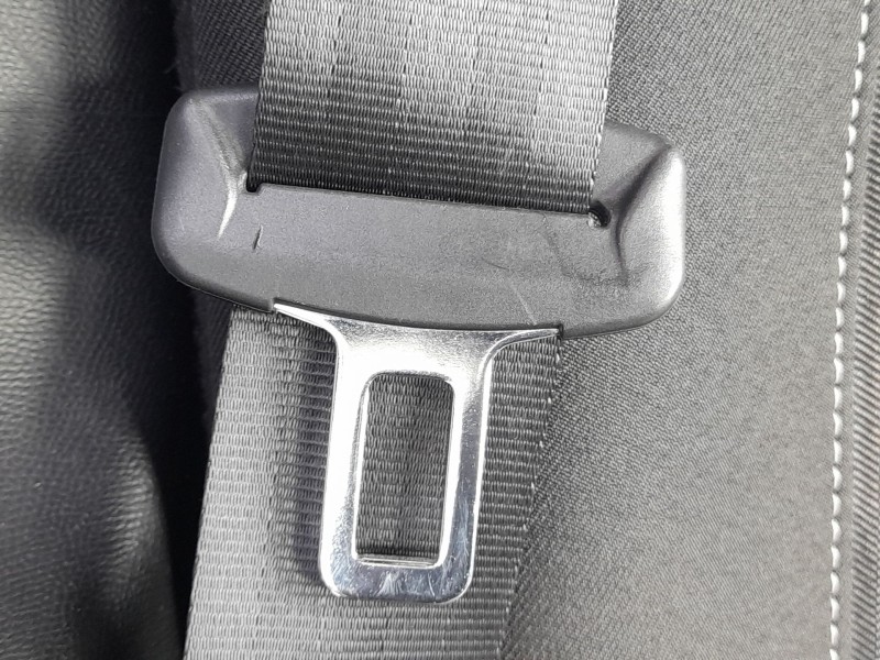Recambio de cinturon seguridad trasero derecho para opel corsa f (p2jo) 1.2 (68) referencia OEM IAM 98412248XX  