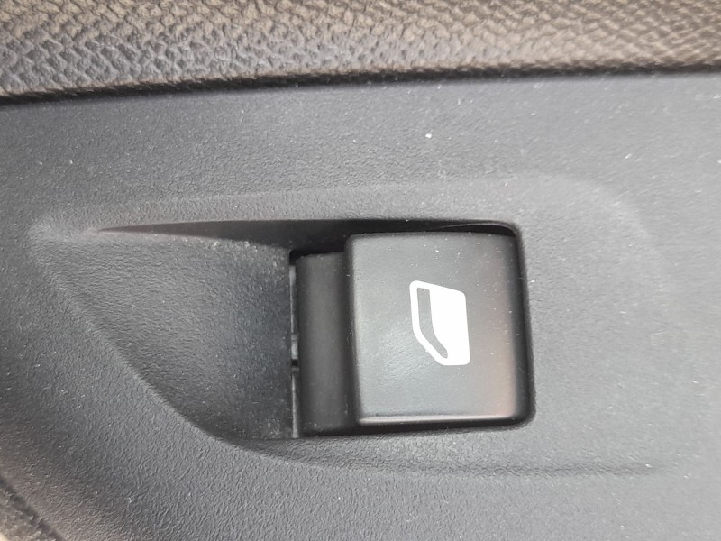 Recambio de mando elevalunas trasero derecho para opel corsa f (p2jo) 1.2 (68) referencia OEM IAM 98044803ZD  