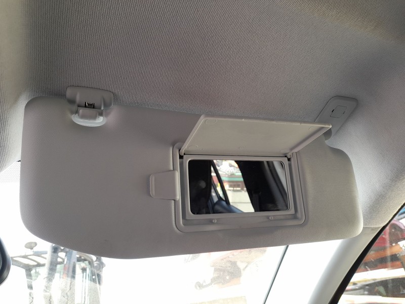 Recambio de parasol derecho para opel corsa f (p2jo) 1.2 (68) referencia OEM IAM 98100807PR  