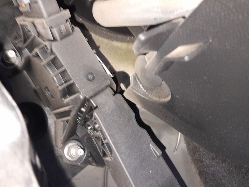 Recambio de pedal acelerador para opel corsa f (p2jo) 1.2 (68) referencia OEM IAM 9827704480  