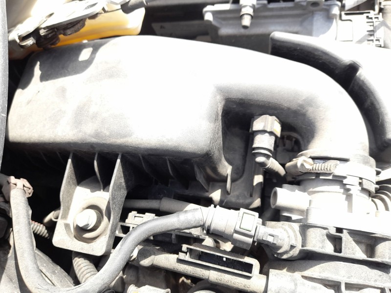 Recambio de carcasa filtro aire para opel corsa f (p2jo) 1.2 (68) referencia OEM IAM 9817014180  