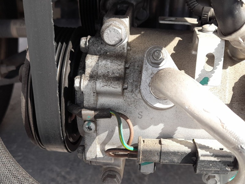 Recambio de compresor aire acondicionado para opel corsa f (p2jo) 1.2 (68) referencia OEM IAM 9850433280  