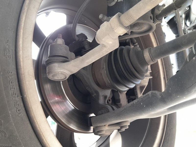 Recambio de mangueta delantera izquierda para opel corsa f (p2jo) 1.2 (68) referencia OEM IAM 9826780480  