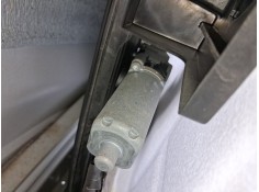 ELEVALUNAS DELANTERO IZQUIERDO 9840175680 