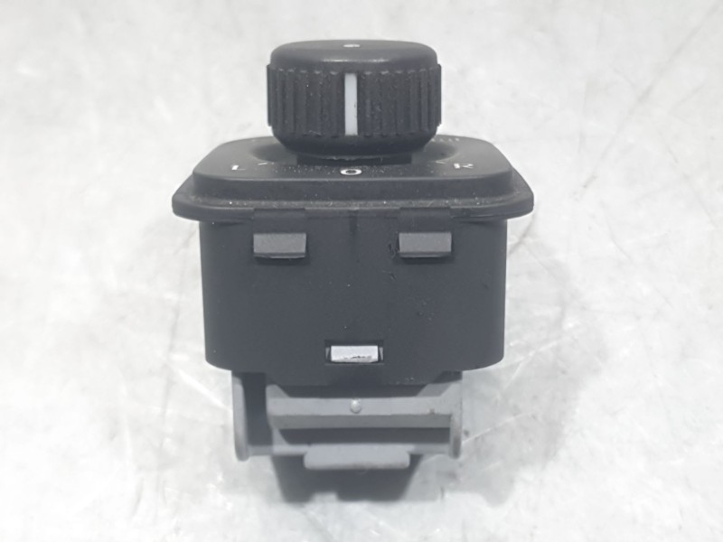 Recambio de mando retrovisor para volkswagen golf v (1k1) 1.4 tsi referencia OEM IAM 1K0959565J  