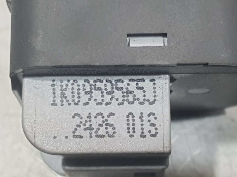 Recambio de mando retrovisor para volkswagen golf v (1k1) 1.4 tsi referencia OEM IAM 1K0959565J  