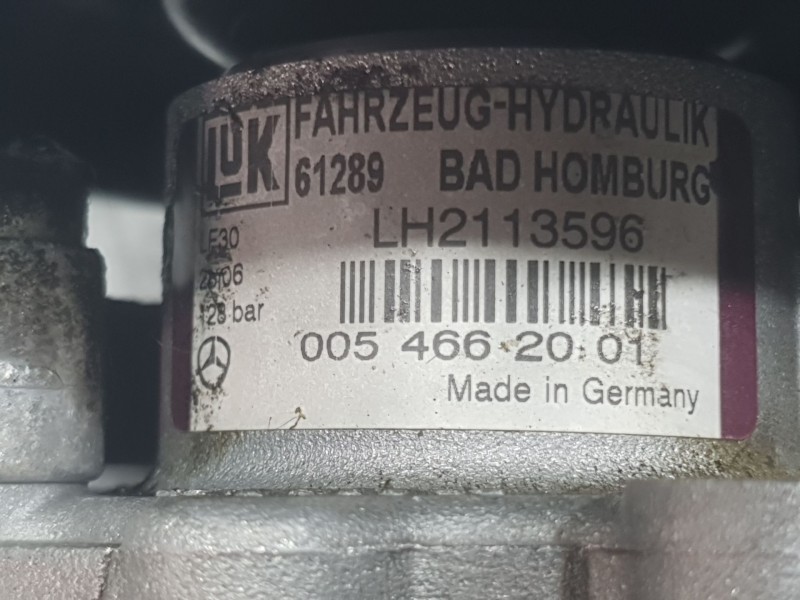 Recambio de bomba direccion para mercedes-benz clase e (w211) e 280 (211.054) referencia OEM IAM A0054662001 A0004602383 