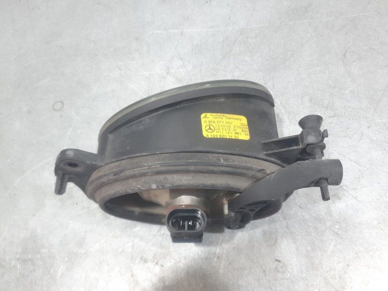 Recambio de faro antiniebla derecho para mercedes-benz clase e (w211) e 280 (211.054) referencia OEM IAM A1698201656  