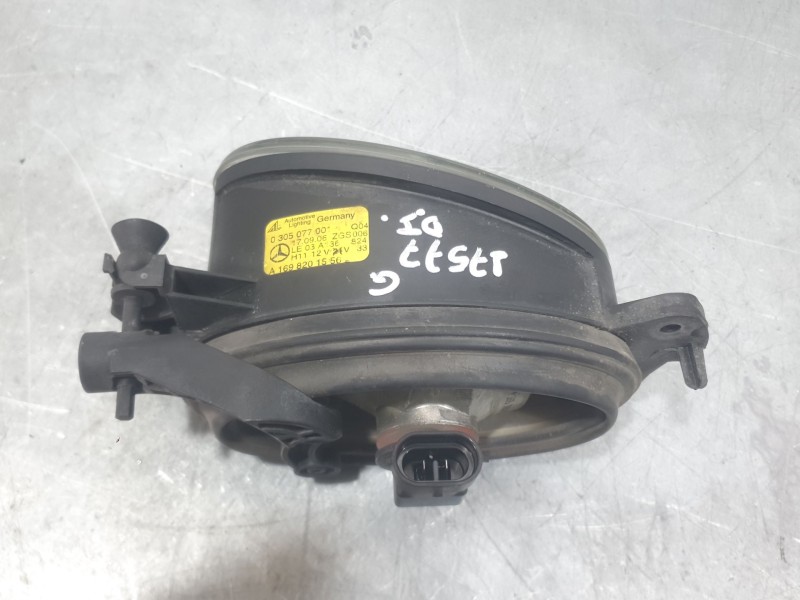 Recambio de faro antiniebla izquierdo para mercedes-benz clase e (w211) e 280 (211.054) referencia OEM IAM A1698201556  