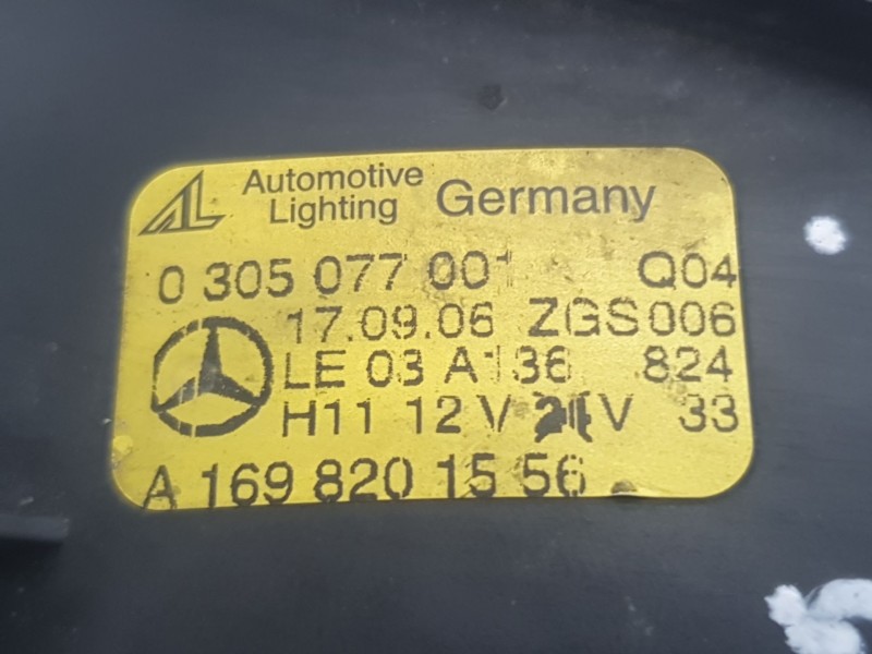 Recambio de faro antiniebla izquierdo para mercedes-benz clase e (w211) e 280 (211.054) referencia OEM IAM A1698201556  