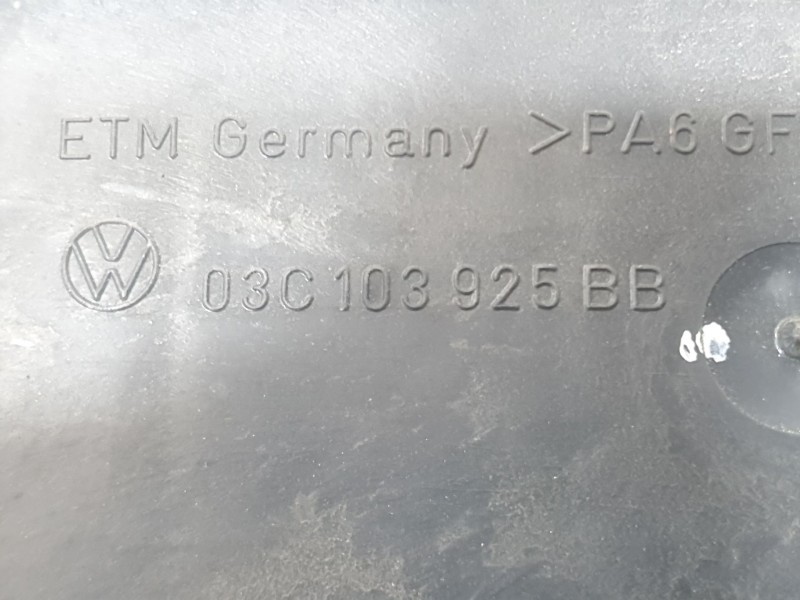 Recambio de tapa motor para volkswagen golf v (1k1) 1.4 tsi referencia OEM IAM 03C103925BB  