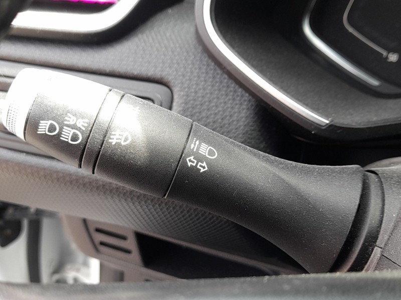 Recambio de mando luces y limpia para renault clio v (b7_) 1.0 tce 100 (b7mt) referencia OEM IAM 255679262R  