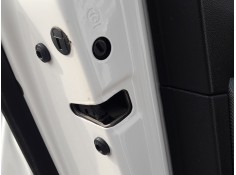 CERRADURA PUERTA TRASERA IZQUIERDA 5K4839015AF 