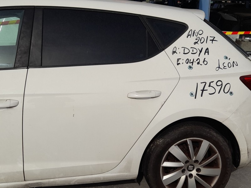 Recambio de puerta trasera izquierda para seat leon (5f1) 1.6 tdi referencia OEM IAM 5F4833055  