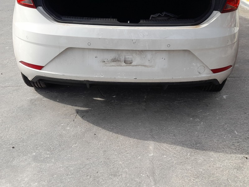 Recambio de paragolpes trasero para seat leon (5f1) 1.6 tdi referencia OEM IAM 5F0807421MGRU  