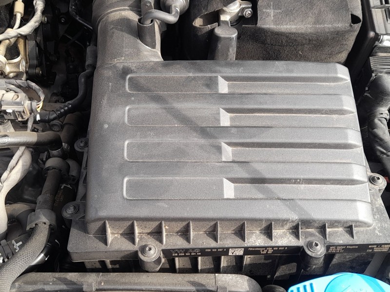 Recambio de carcasa filtro aire para seat leon (5f1) 1.6 tdi referencia OEM IAM 5Q0129607S  