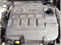 TAPA MOTOR 04L103925S 