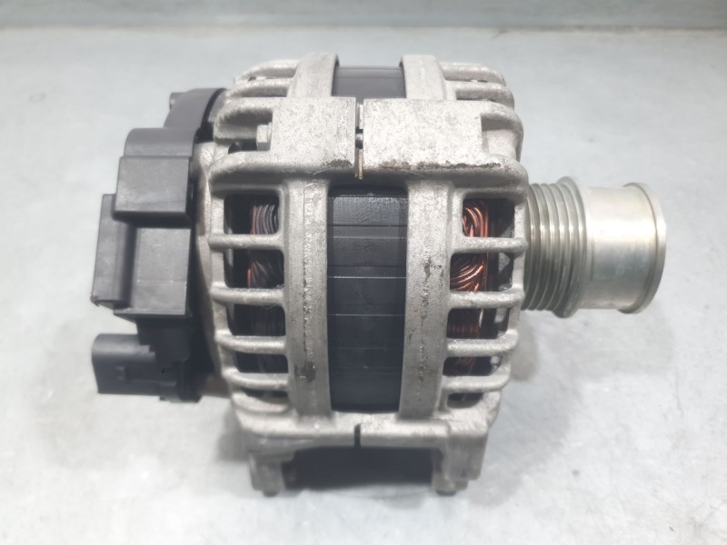 Recambio de alternador para seat arona (kj7, kjp) 1.0 tsi referencia OEM IAM 05E903027B  